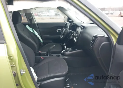 2015 Kia Soul z USA, uszkodzony, nr VIN KNDJN2A25F7751144